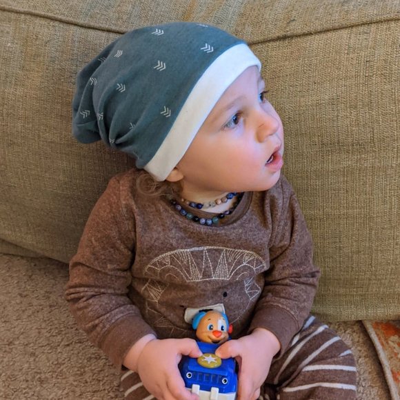 NEW! Teal + White Arrows Slouchy Beanie - 6-12 mo. - Picture 2 of 4